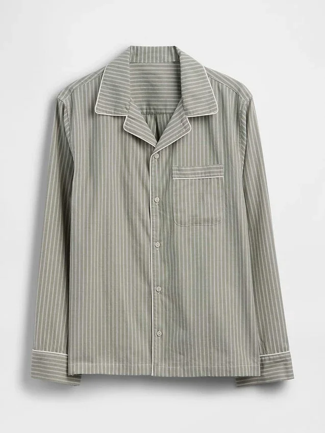Locker sitzendes Pyjamahemd