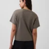 Locker sitzendes T-Shirt aus Supima®-Baumwolle