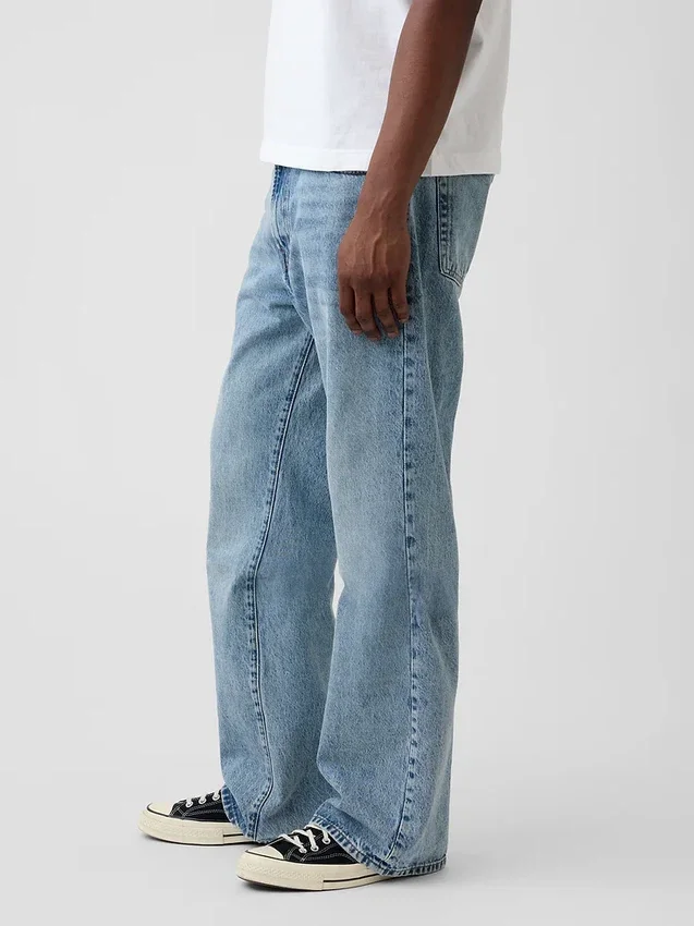 Lockere Boot-Jeans