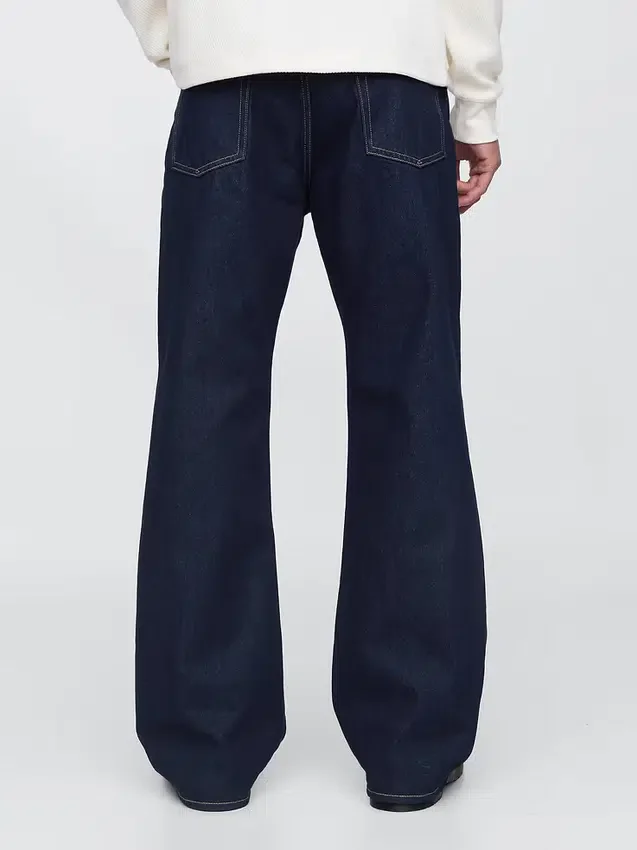 Lockere Boot-Jeans
