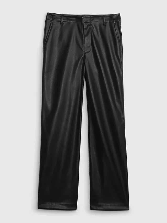Lockere Hose aus veganem Leder mit mittlerer Leibhöhe