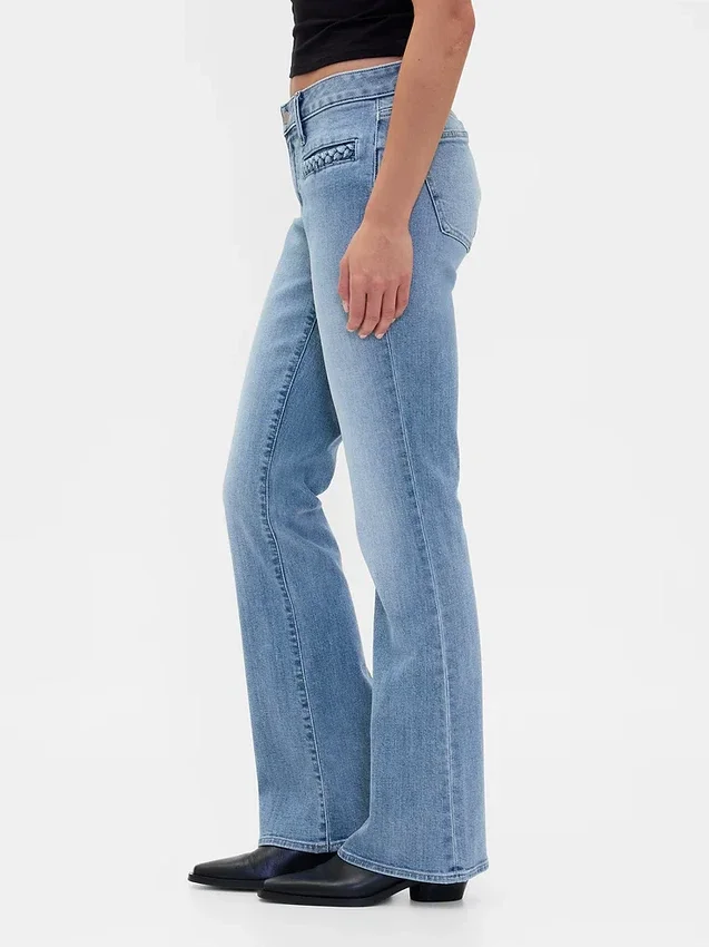 Long & Lean-Jeans mit niedriger Leibhöhe und geflochtenen Taschen