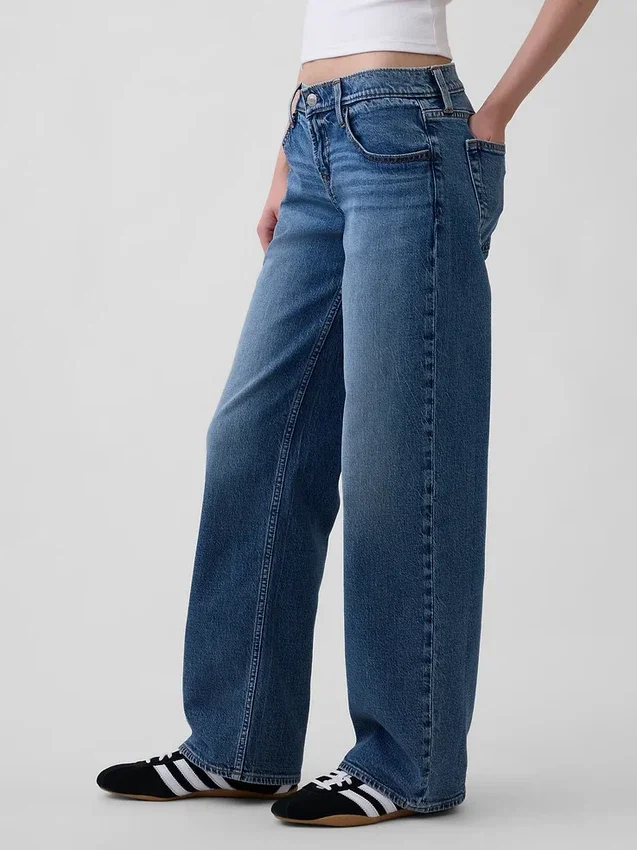 Lose Jeans im 90er-Jahre-Stil mit extra niedriger Leibhöhe