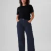 Lose Jeans im Stil der 90er mit mittlerer Leibhöhe