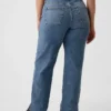 Lose Jeans im Stil der 90er mit mittlerer Leibhöhe