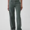 Lose sitzende Khakis im 90er-Jahre-Stil mit niedriger Leibhöhe