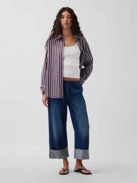 Low-Rise-Jeans im 90er-Jahre-Stil, locker und kurz geschnitten