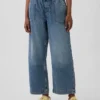 Low-Rise-Jeans im 90er-Jahre-Stil, locker und kurz geschnitten