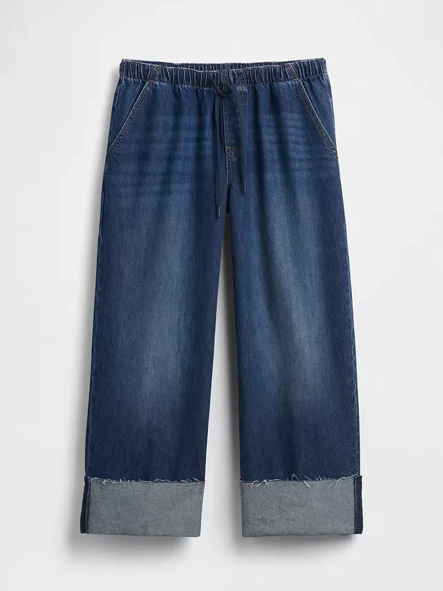 Low-Rise-Jeans im 90er-Jahre-Stil, locker und kurz geschnitten