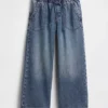 Low-Rise-Jeans im 90er-Jahre-Stil, locker und kurz geschnitten