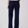 Low-Rise-Jeans im lockeren 90er-Jahre-Stil