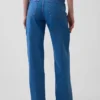 Low-Rise-Jeans im lockeren 90er-Jahre-Stil