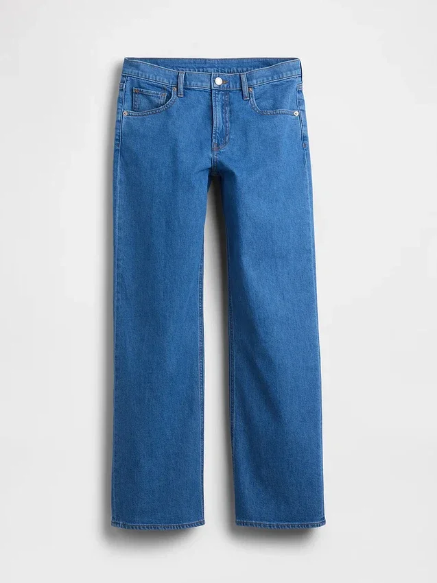Low-Rise-Jeans im lockeren 90er-Jahre-Stil