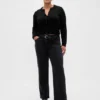 Low-Rise-Jeans im lockeren 90er-Jahre-Stil