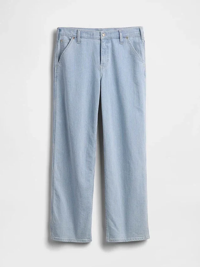 Low-Rise-Jeans im lockeren 90er-Jahre-Stil