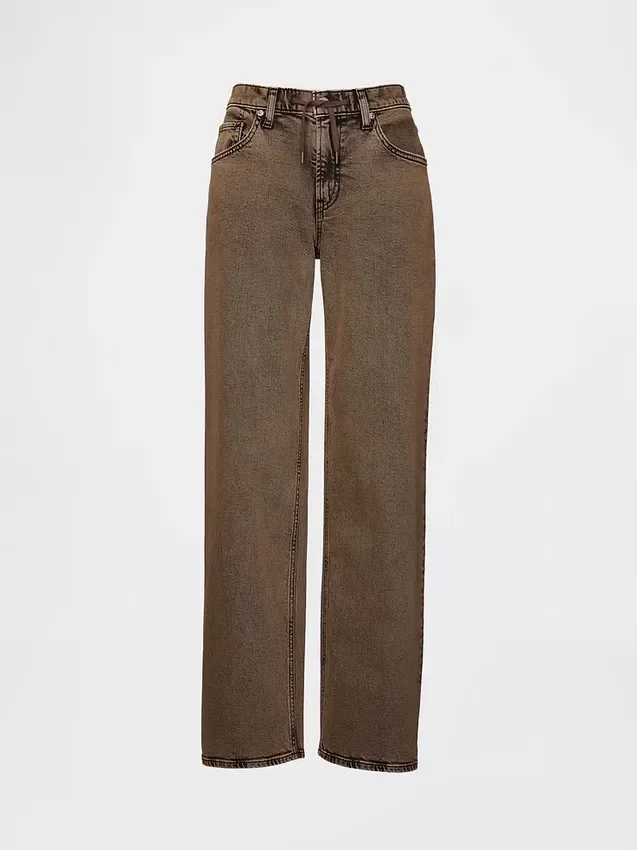 Low-Rise-Jeans im lockeren 90er-Jahre-Stil