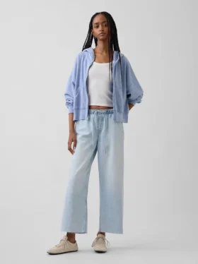 Low-Rise-Jeans im lockeren 90er-Jahre-Stil, verkürzt