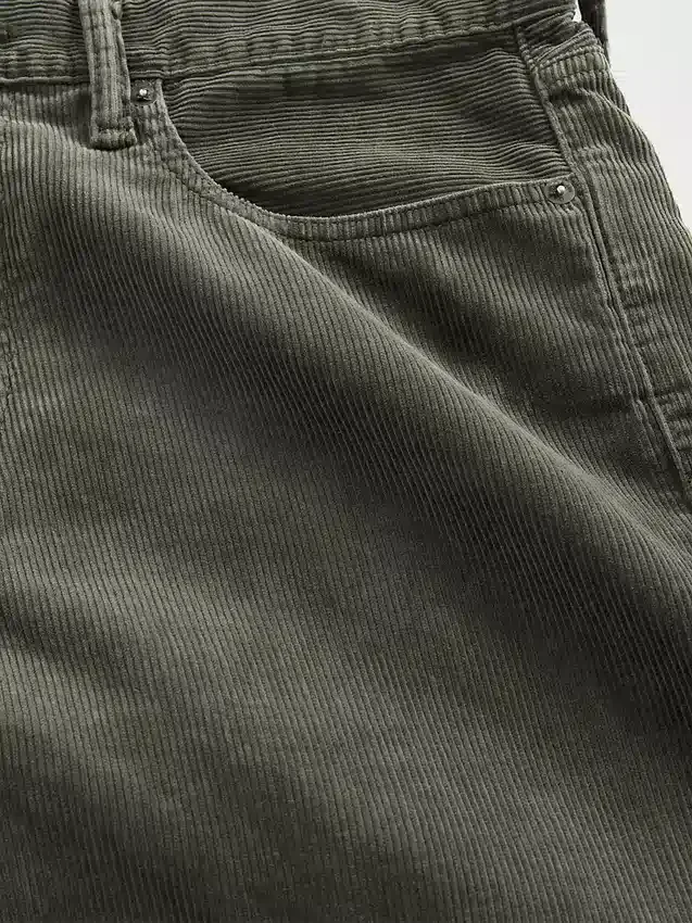 Lässige gerade Cord-Hose