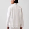 Lässige Hemdjacke mit Ösen am Saum
