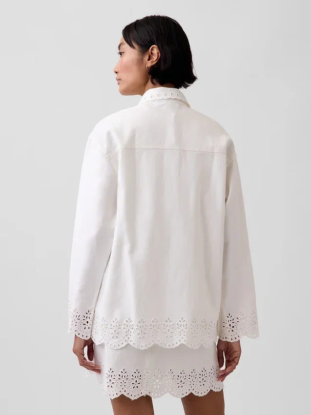 Lässige Hemdjacke mit Ösen am Saum