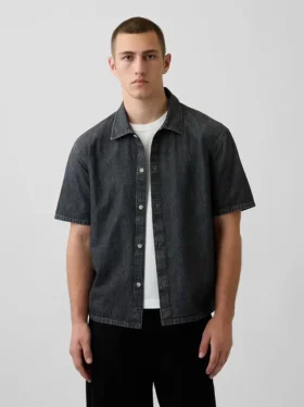 Lässiges Jeanshemd