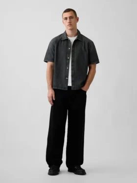Lässiges Jeanshemd