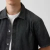 Lässiges Jeanshemd