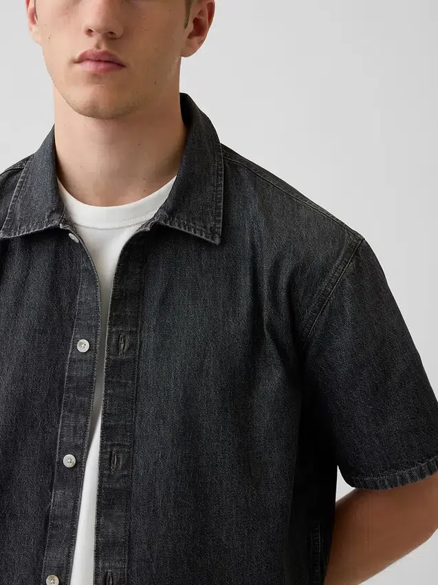 Lässiges Jeanshemd