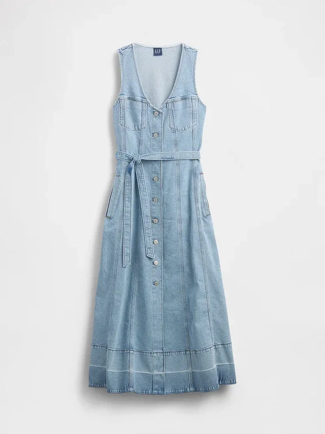 Maxikleid aus Denim mit Bindegürtel und Knopfleiste