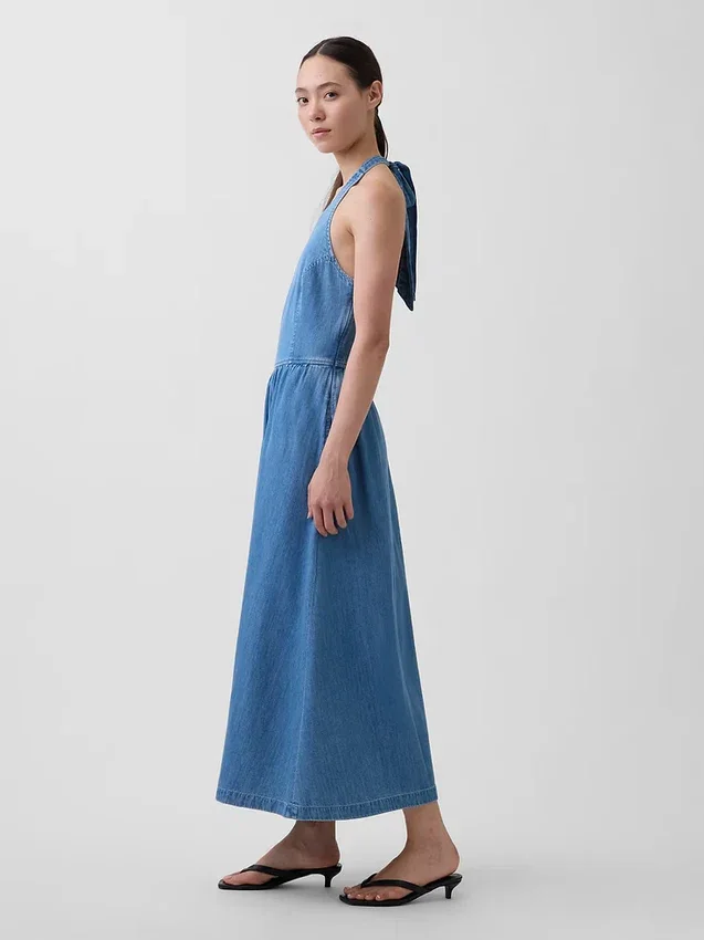 Maxikleid aus Denim mit Halter-Ausschnitt und Bindeband