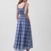 Maxikleid aus kariertem Voile mit gesmokter Taille