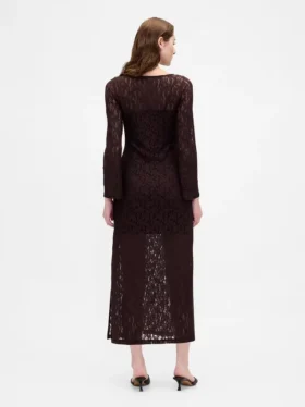Maxikleid aus Spitze mit Glockenärmeln