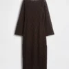 Maxikleid aus Spitze mit Glockenärmeln