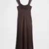 Maxikleid aus verschiedenen Materialien