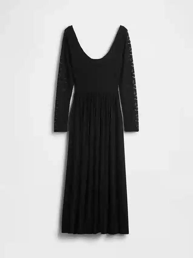 Maxikleid aus verschiedenen Materialien