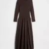 Maxikleid aus verschiedenen Materialien mit tief sitzender Taille