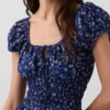 Maxikleid aus Voile mit gesmokter Taille