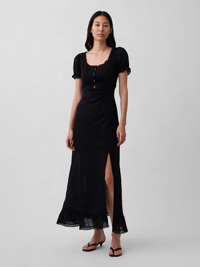Maxikleid mit bestickten Puffärmeln