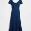 Maxikleid mit bestickten Puffärmeln