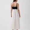 Maxikleid mit Empire-Taille aus Leinenmischung