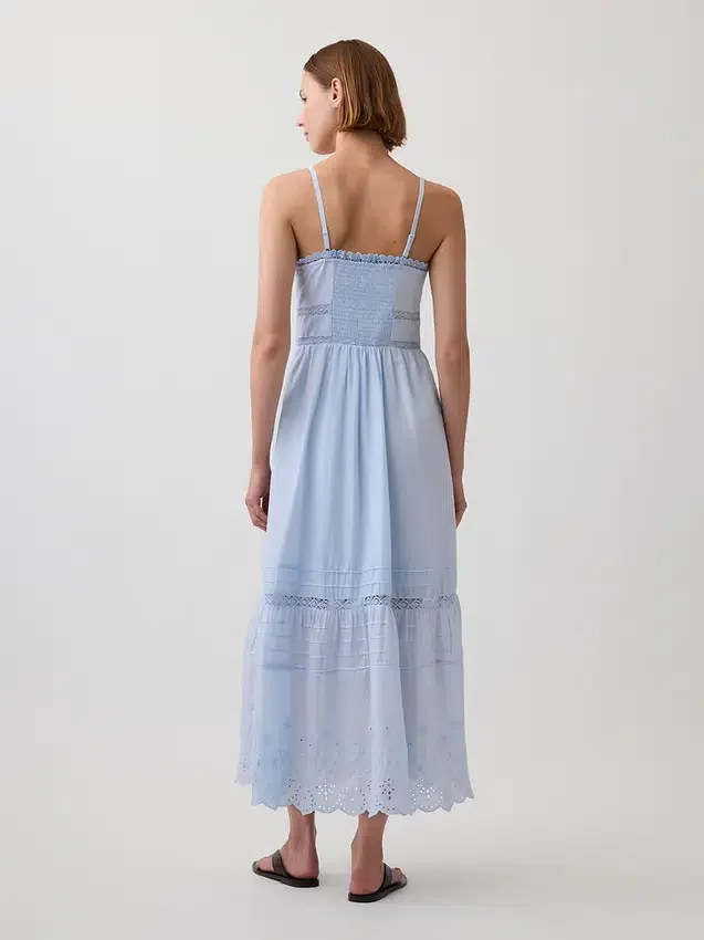 Maxikleid mit Knopfleiste und Spitzenbesatz