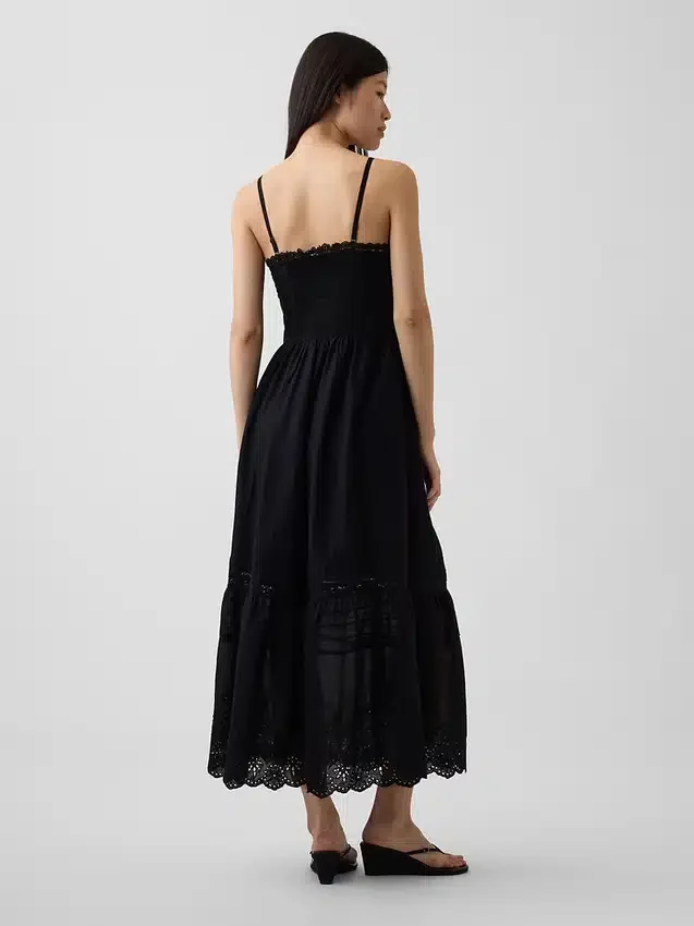 Maxikleid mit Knopfleiste und Spitzenbesatz