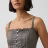 Maxikleid mit Lochstickerei und Stufenschnitt