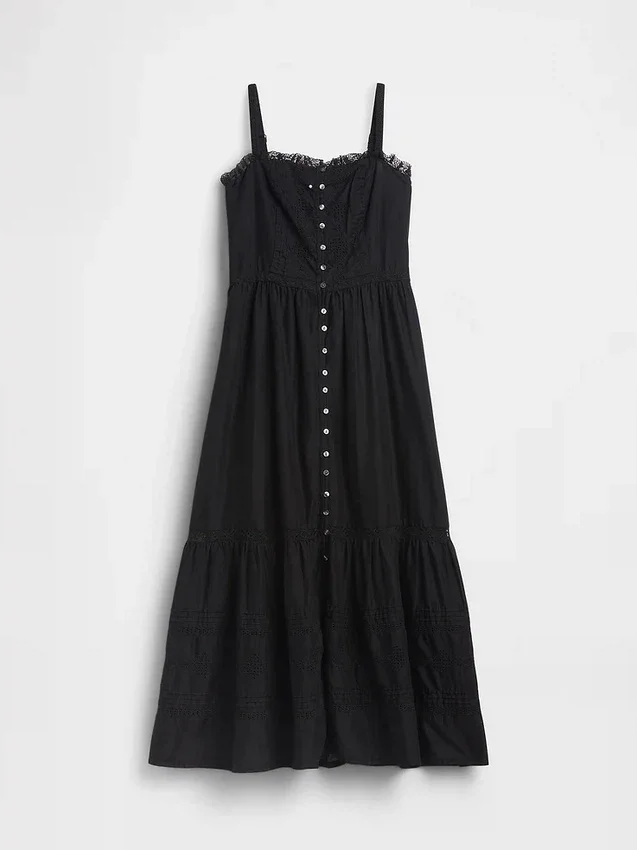 Maxikleid mit Lochstickerei und Stufenschnitt