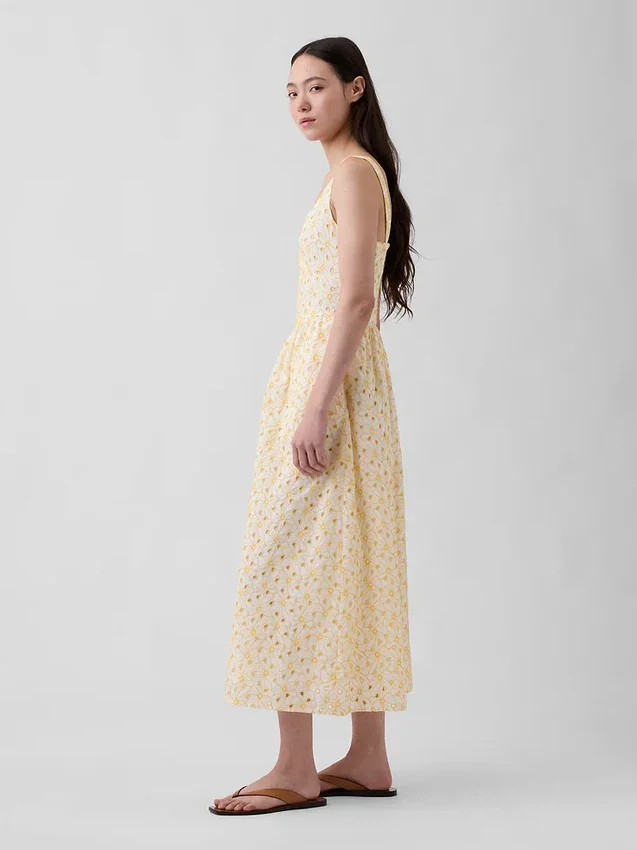 Maxikleid mit Lochstickerei und tief sitzender Taille