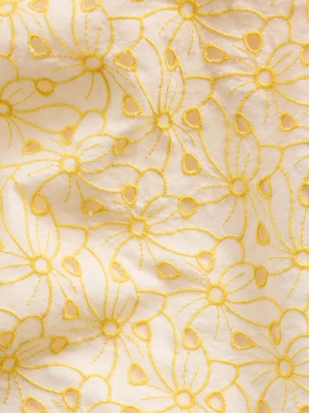 Maxikleid mit Lochstickerei und tief sitzender Taille