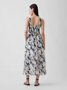 Maxikleid mit Naht und tief sitzender Taille