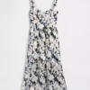 Maxikleid mit Naht und tief sitzender Taille