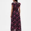 Maxikleid mit Rüschen und V-Ausschnitt
