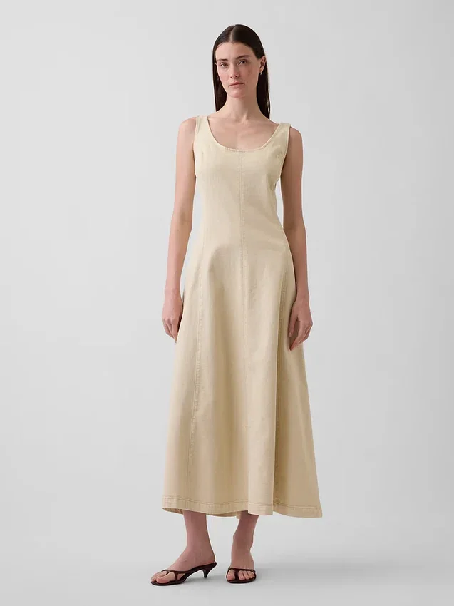 Maxikleid mit U-Ausschnitt